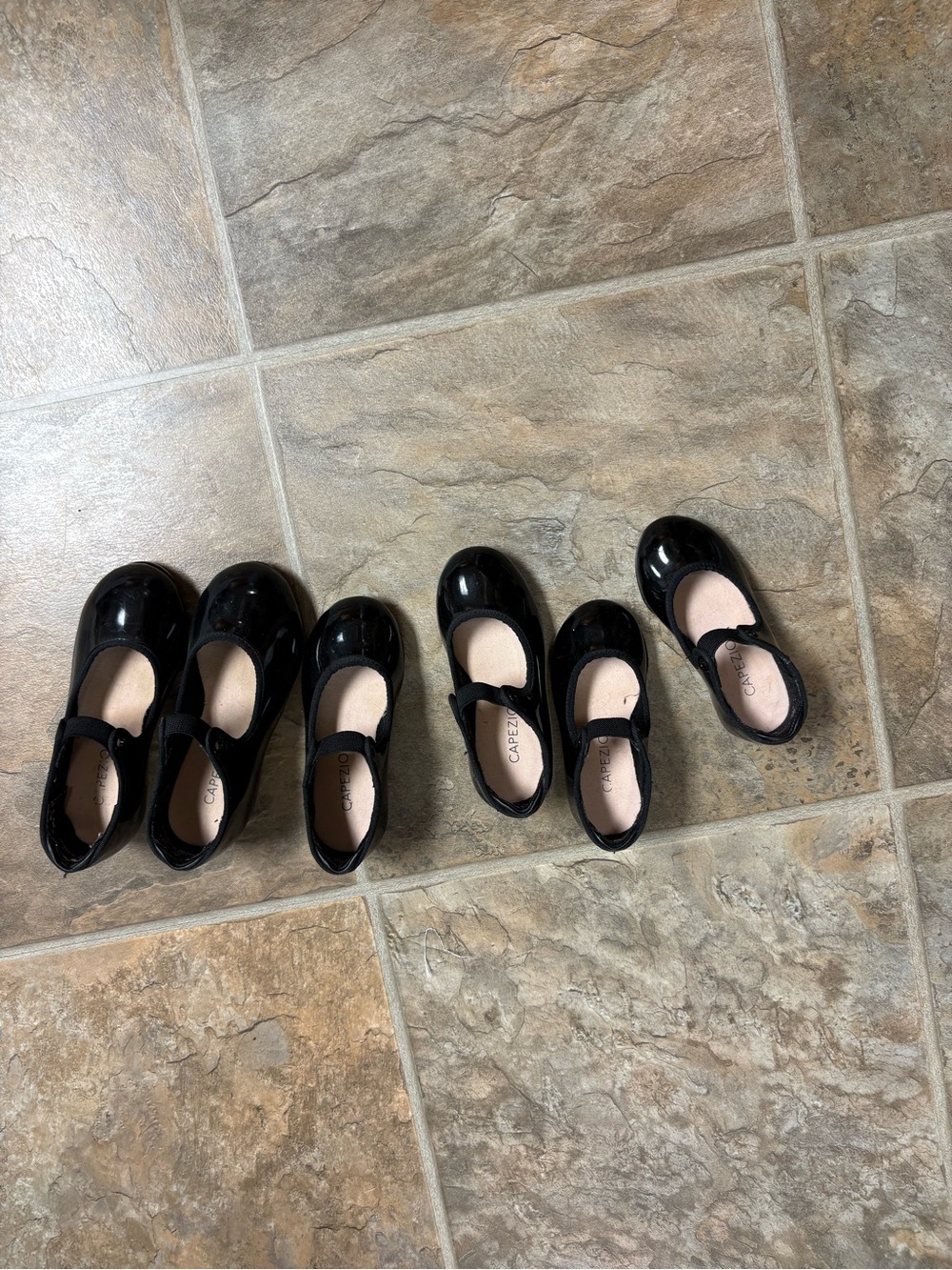 Toddler tap shoes.Capezio Black Patent Mary Jane Shoes for Girls